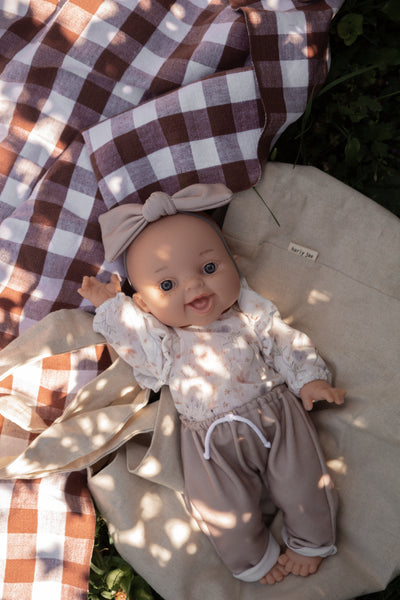 Poupée Gordis Rachel avec ensemble Tiny Harlow Nurturers